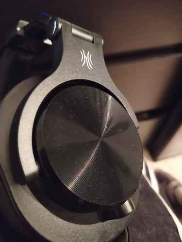 Over-Ear Studio Monitor Headphones – 40mm Driver, Hi-Fi Sound for Music & Gaming