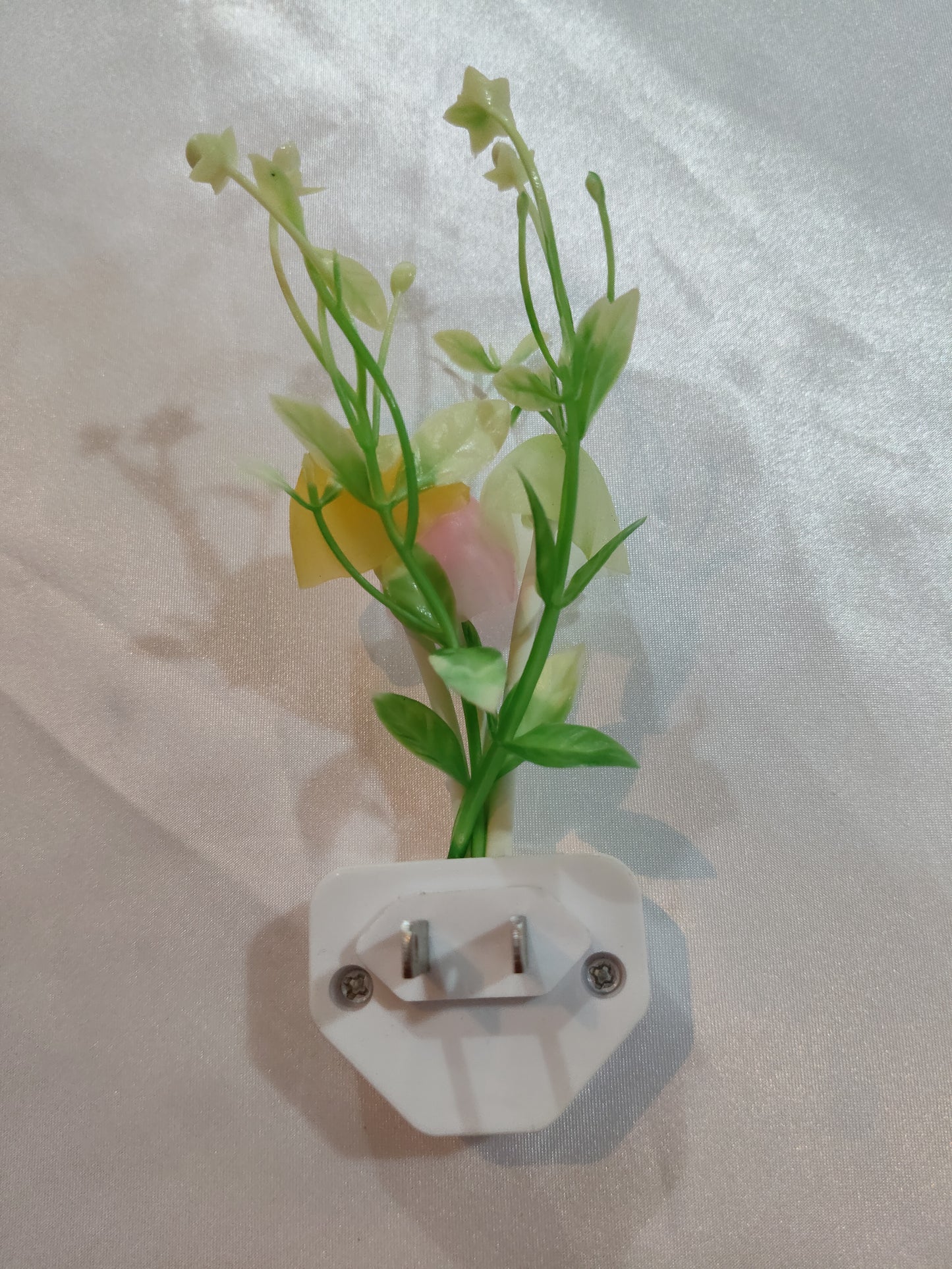 Magic Mushroom LED Night Light | 3-Colour Mushrooms | Light Sensor | 0.2W | Ceramic Pot | 45×135mm | US & EU Plug | Aquatic & Lotus Leaf | Single & Twin Pack