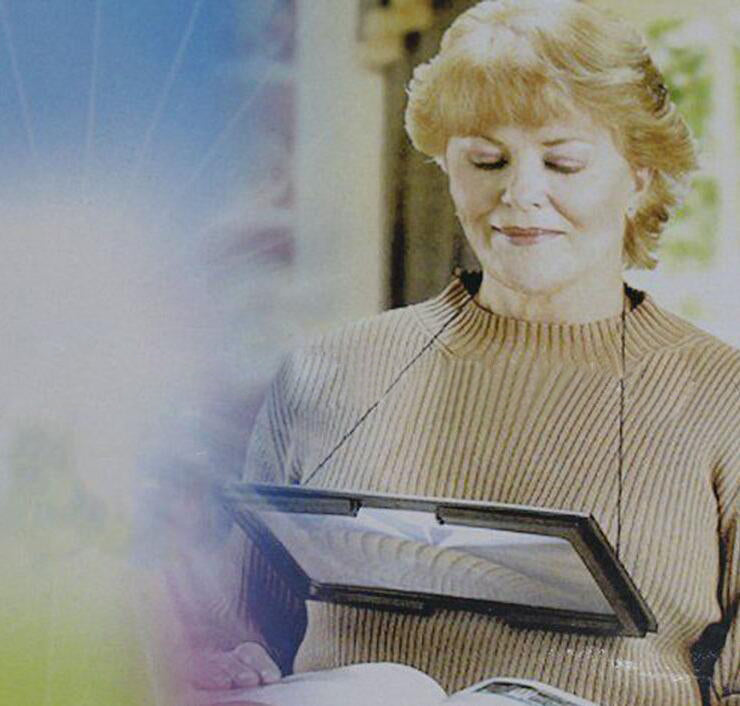 A4 Full-Page Desktop Magnifier with 4 LED Lights | Foldable, Hands-Free | Reading Aid for Elderly