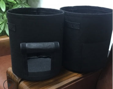 Non-Woven Plant Grow Bag | Breathable & Degradable | Side Harvest Window | Double Handles | Reusable | Small, Medium & Large | 1–6pc Packs | Potato, Tomato & Vegetable Growing | Black, Green, Camel Brown & Light Gray